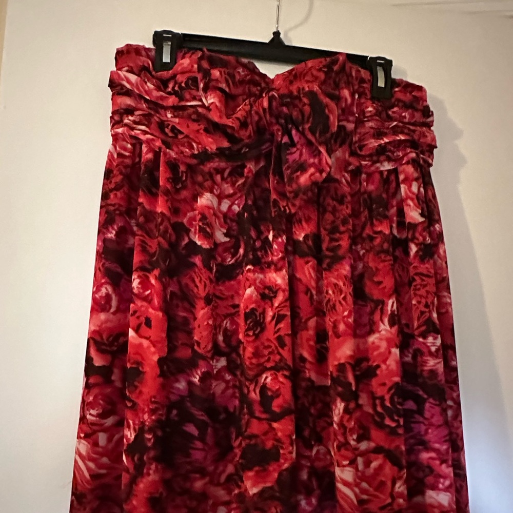 NWT Strapless Dress